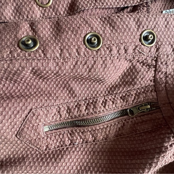 Vintage brown jacket with beautiful details and buttons in size Small. - Picture 8 of 8